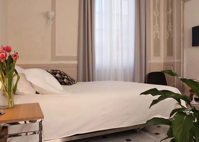 Le Nuvole Residenza D'epoca Genua