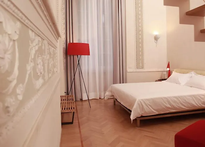Hotel Le Nuvole Residenza D'epoca Janov